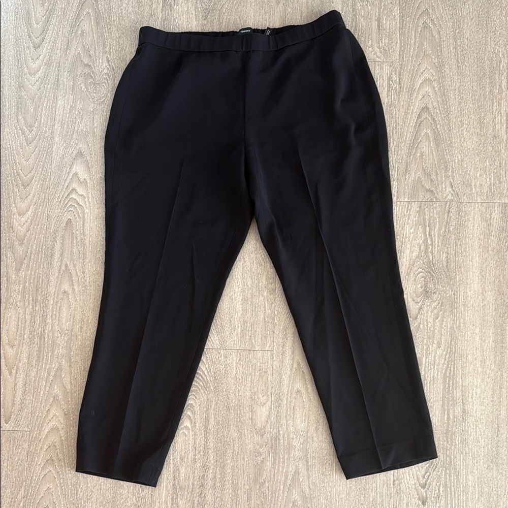 Theory Basic Black Pull-On Pant in Admiral Crepe Size 12 - Picture 2 of 6